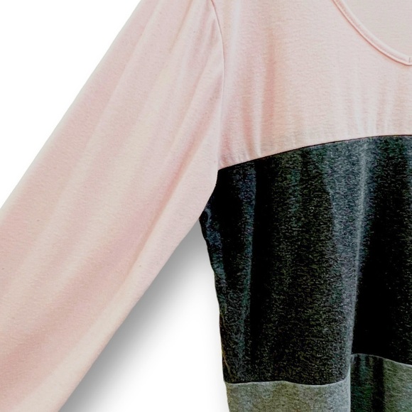 ⭐️2 for 20$⭐️ Soft knit pink long sleeve colour block tshirt size XL - Picture 2 of 2